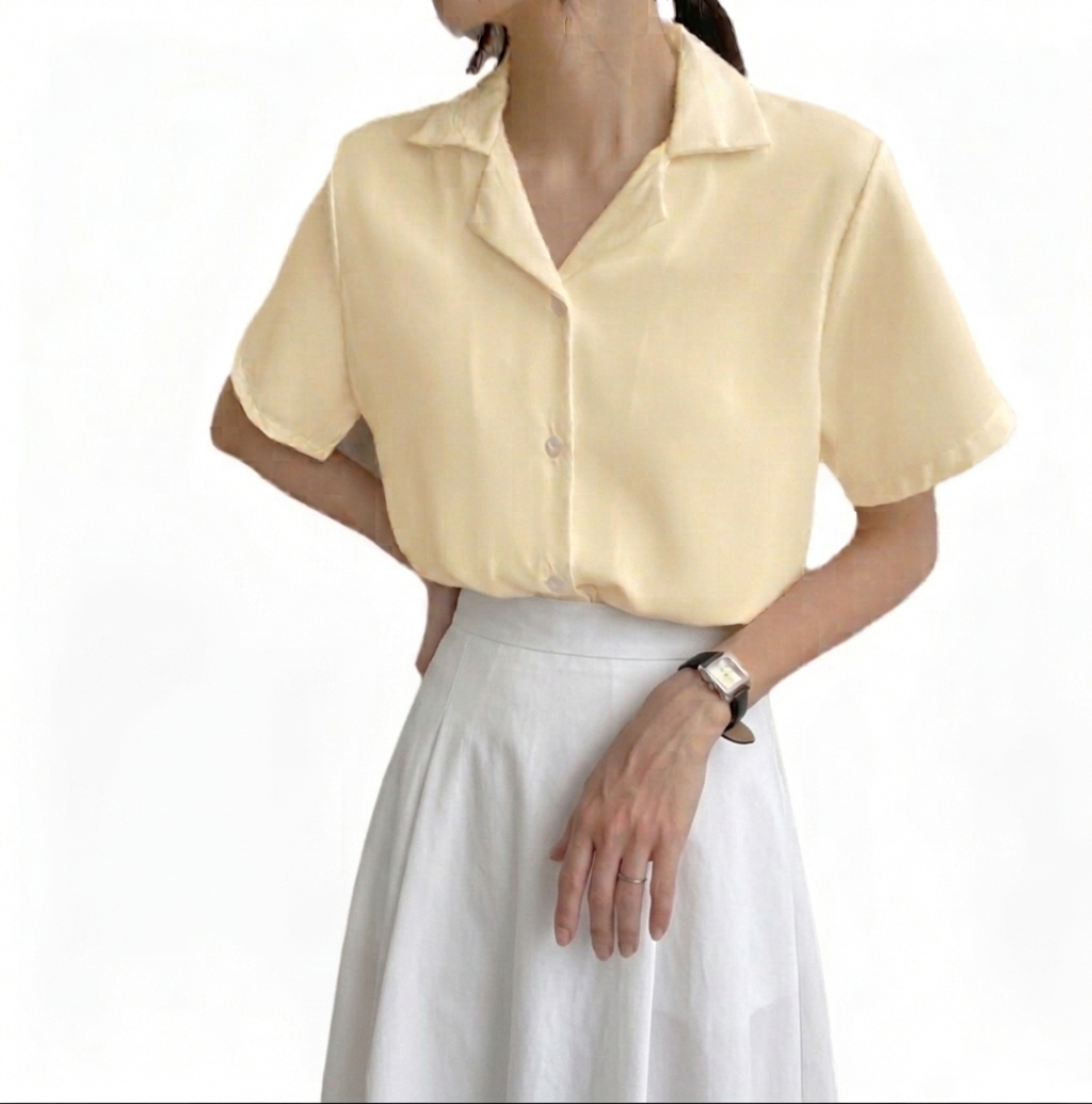 Retro loose-fit V-neck shirt N.2 (Inclusive of all taxes)
